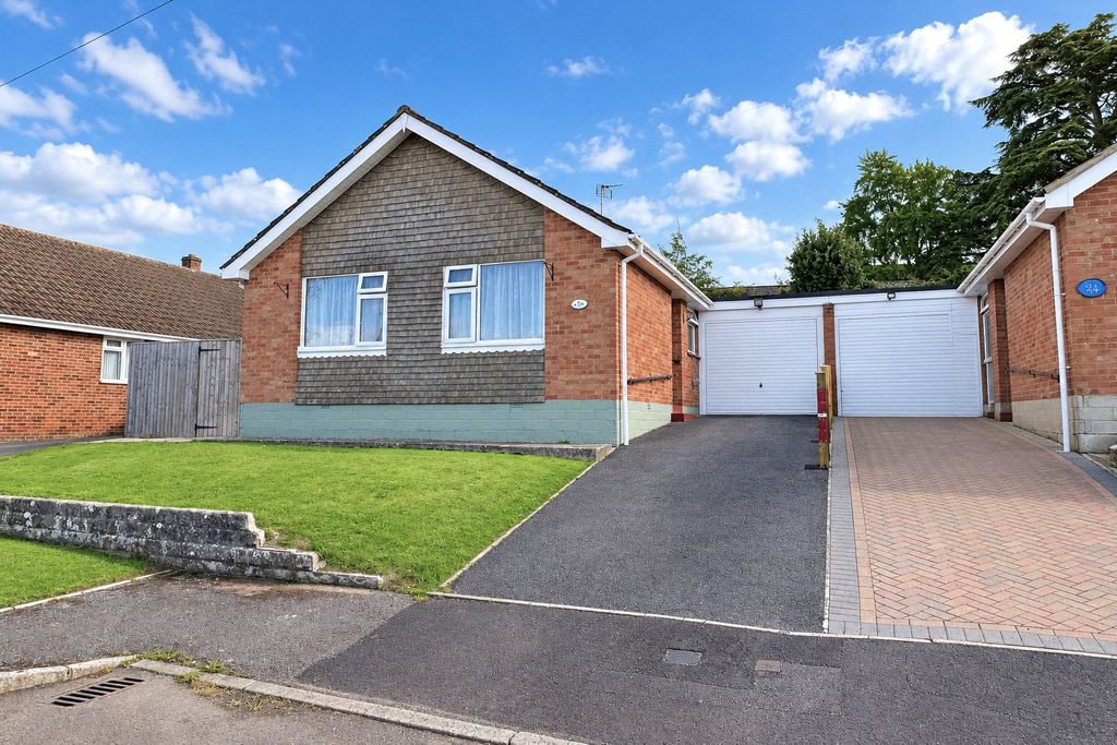 Property photo 1 of 27 Picture No. 38