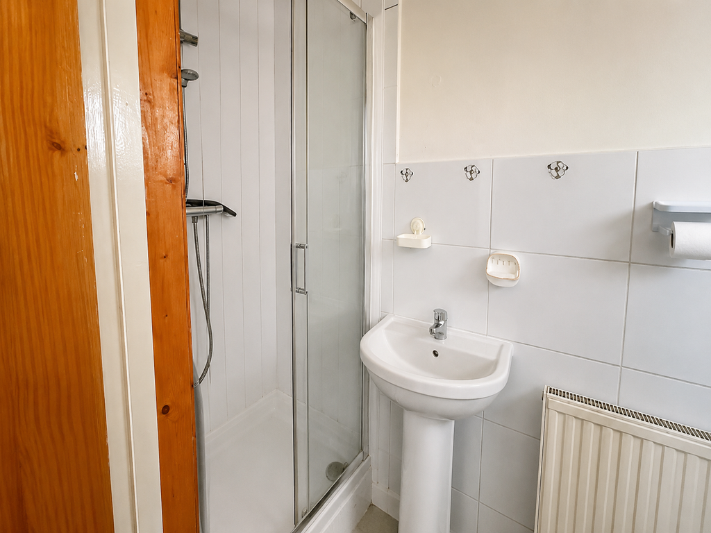 Property photo 3 of 4