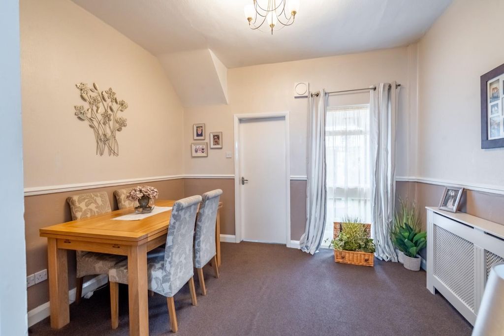 Property photo 3 of 9 Argyle Street-9.Jpg