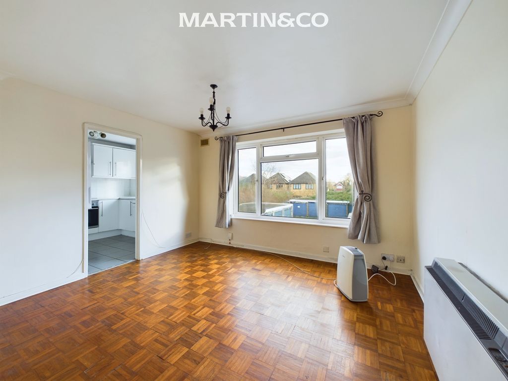 Property photo 2 of 9 Cam03627G0-Pr0082-Still001