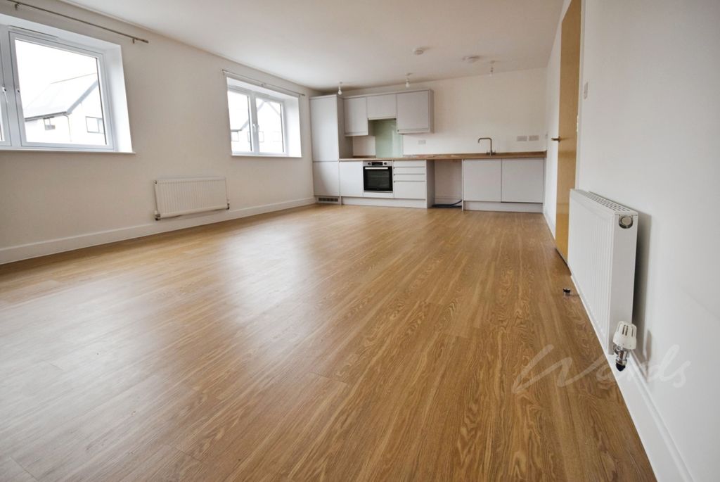 Property photo 3 of 6 Ainsworth Lounge
