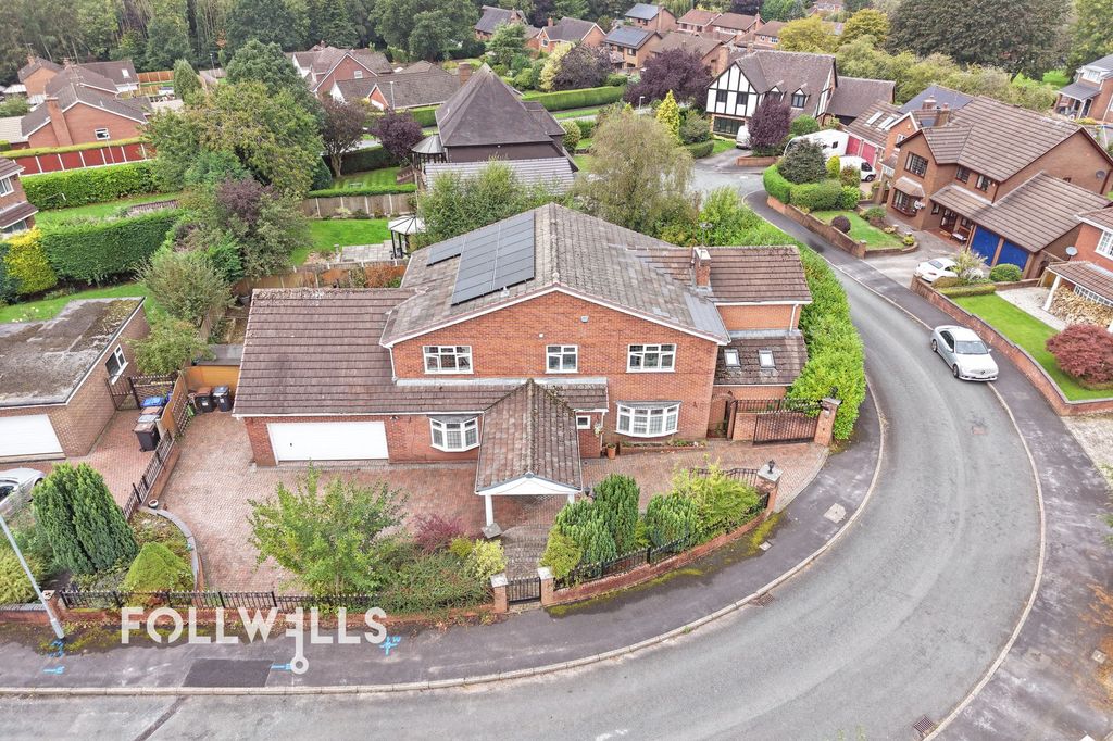 Property photo 1 of 31