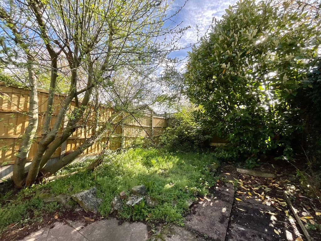 Property photo 3 of 19