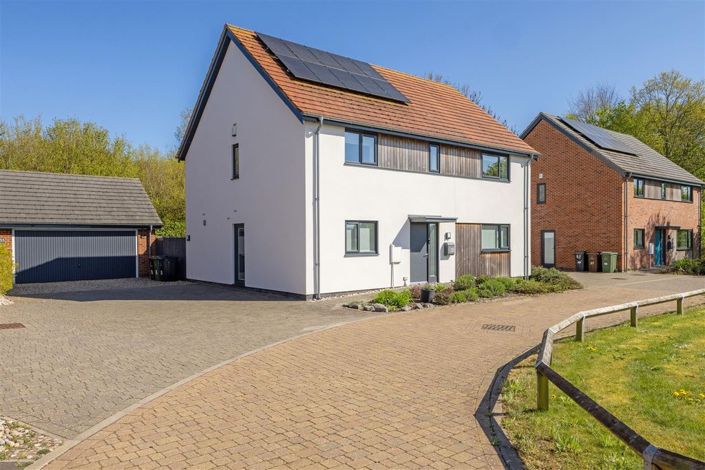 Property photo 1 of 14