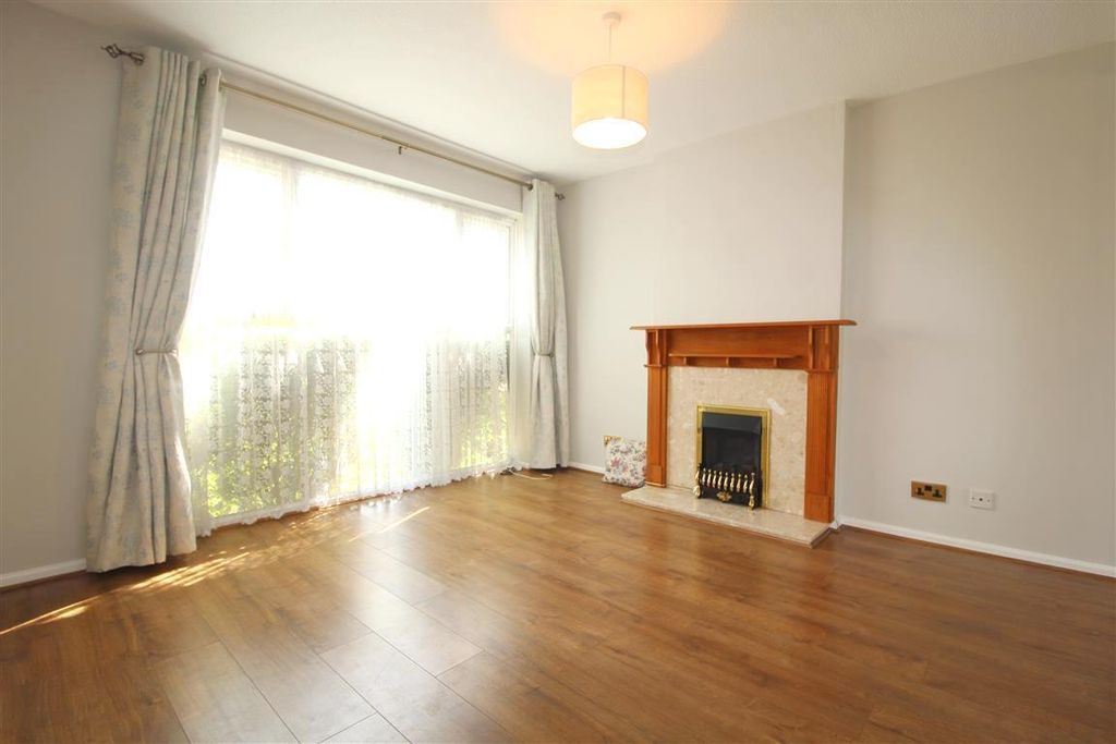 Property photo 3 of 13 Living Room