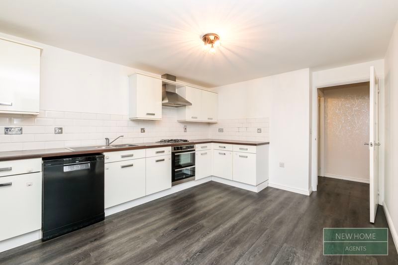 Property photo 2 of 28 Photo 28