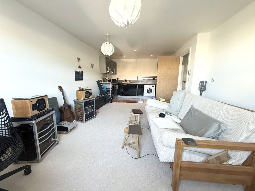 Property photo 2 of 6 Picture No. 07