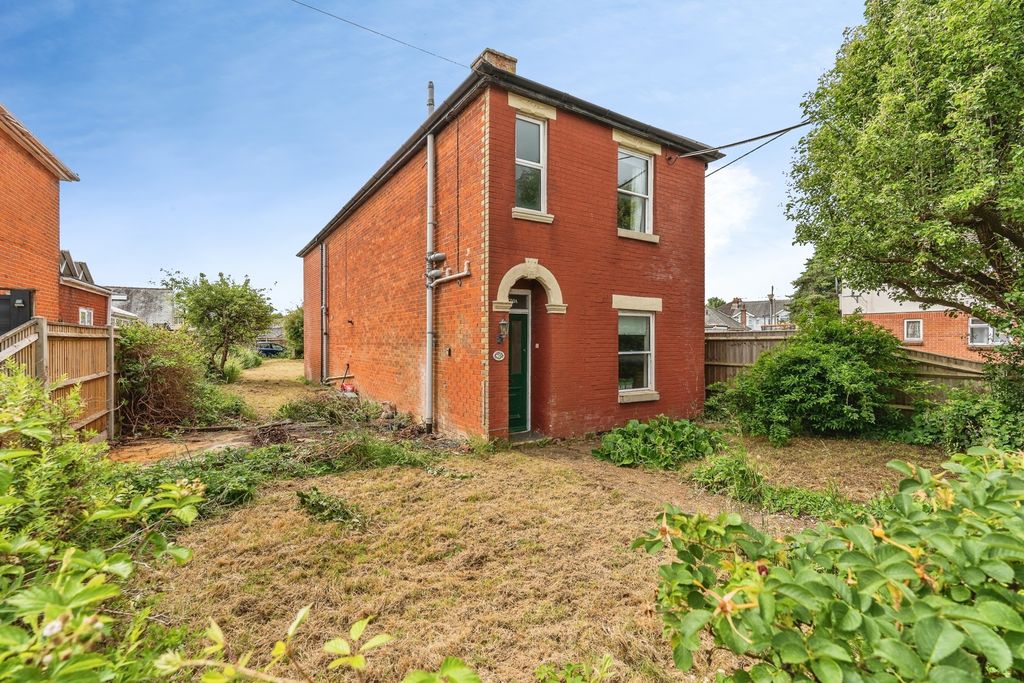 Property photo 1 of 18 Pbox-Img.Jpg