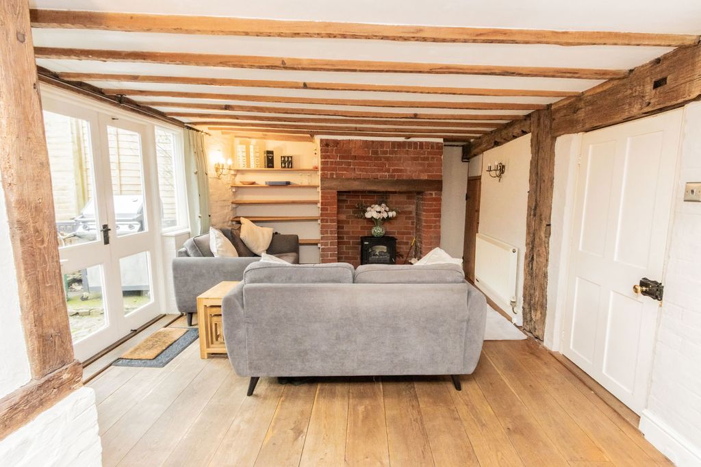 Property photo 3 of 17