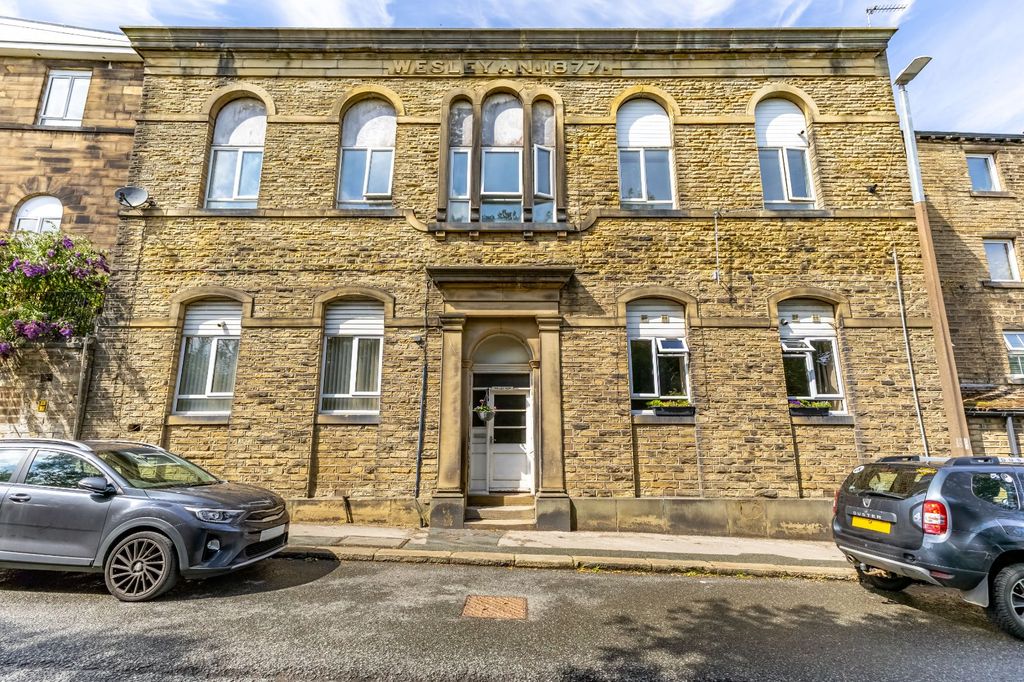 Property photo 1 of 8 Accommodation