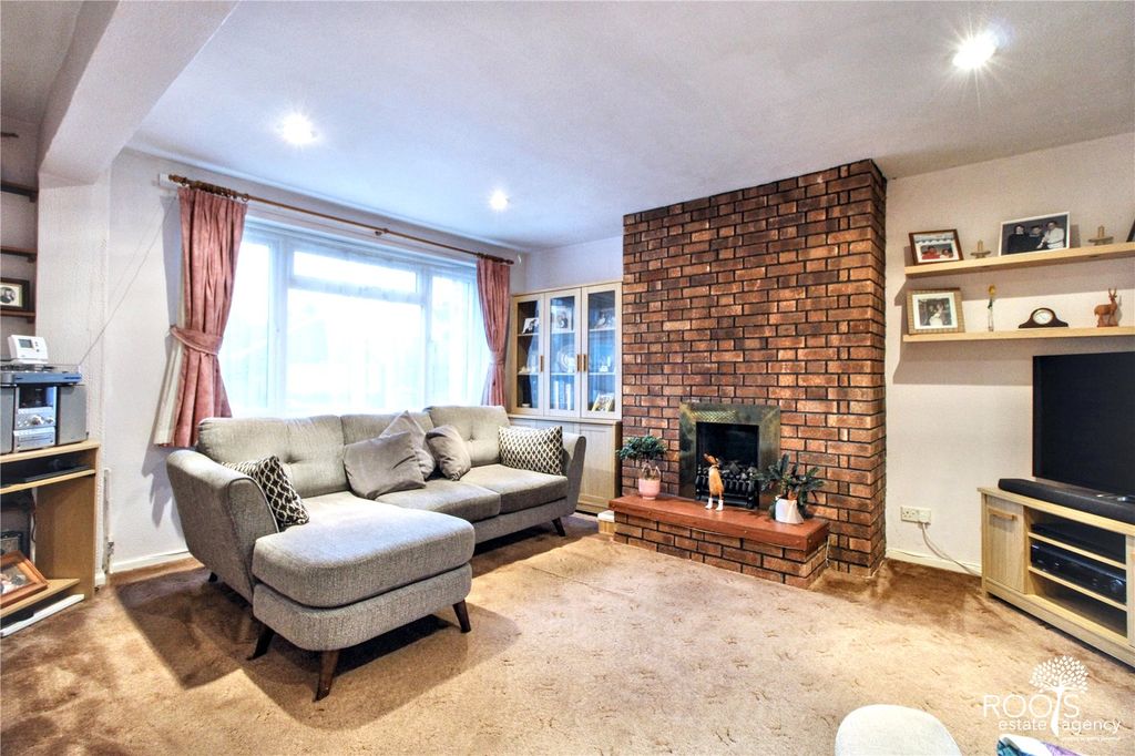 Property photo 3 of 10 Picture No. 01