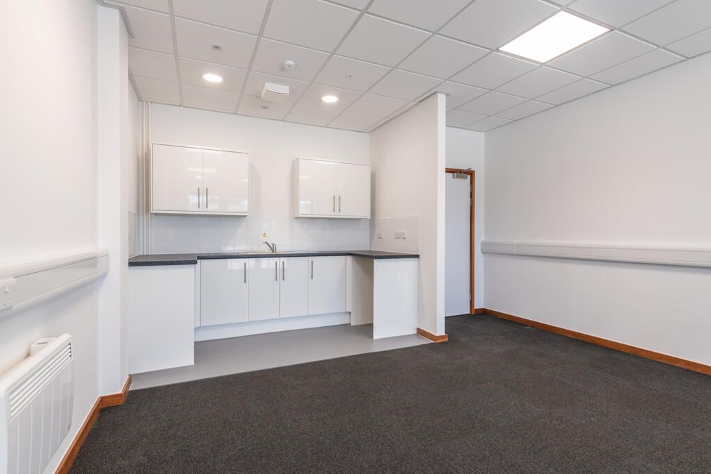 Property photo 3 of 4