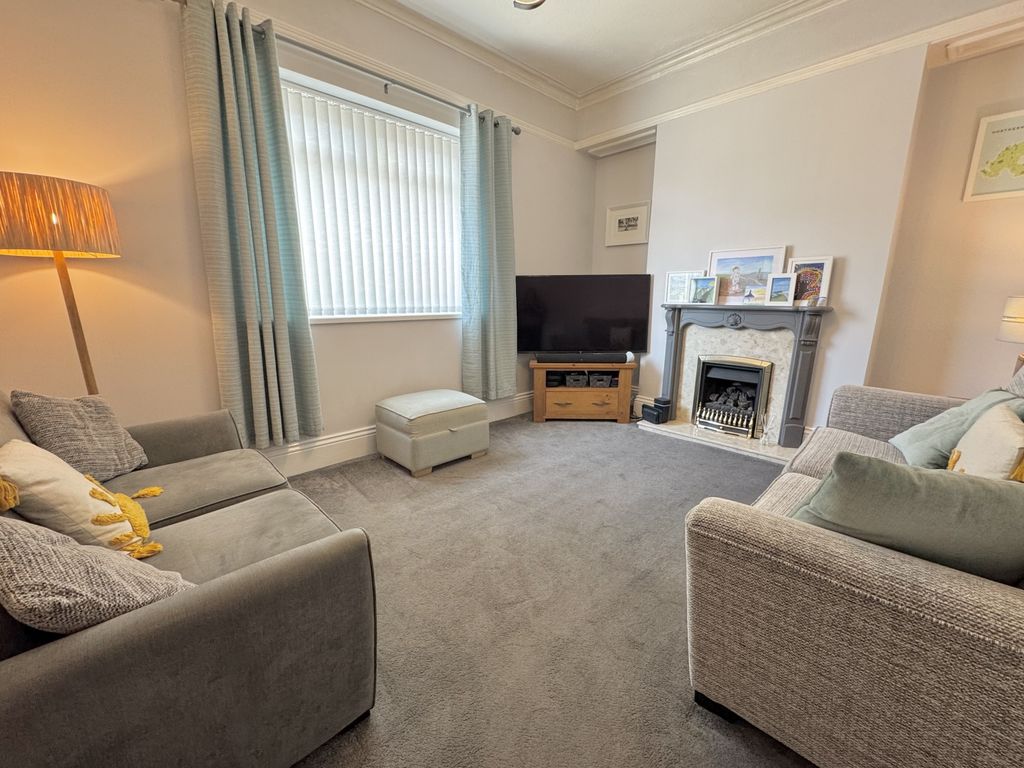 Property photo 3 of 18 Img_1935