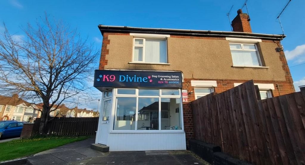 Property photo 2 of 31