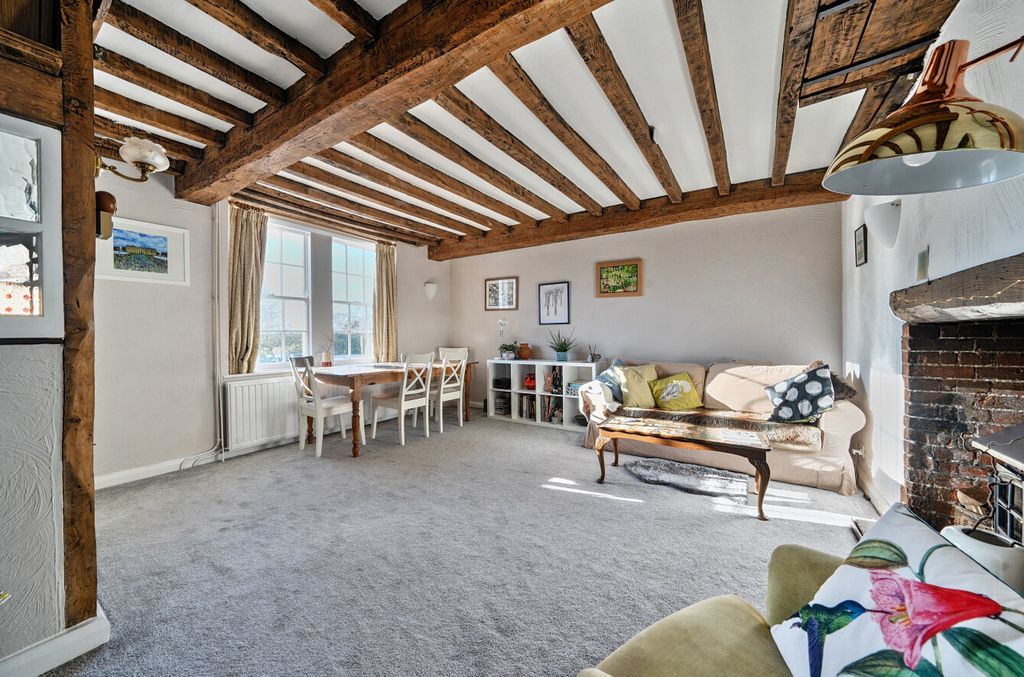 Property photo 2 of 19 1411152-7-699Dd42...