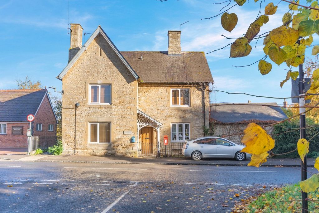 Property photo 1 of 22