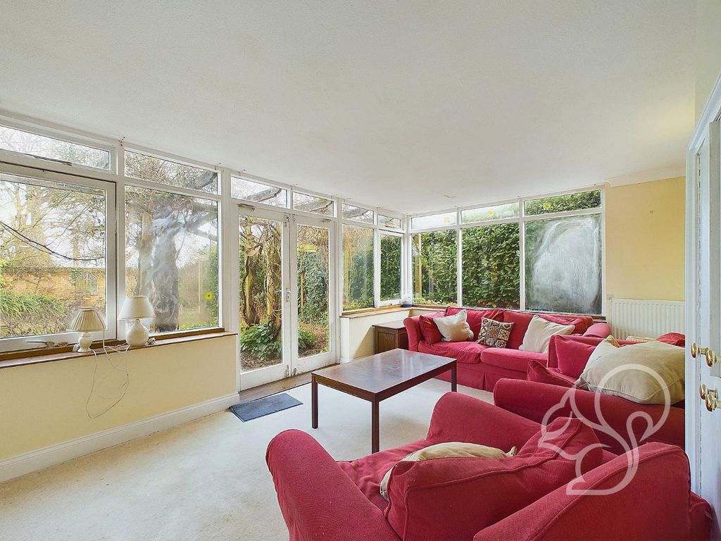 Property photo 2 of 32 Cam01659G0-Pr0329-Still010.Jpg