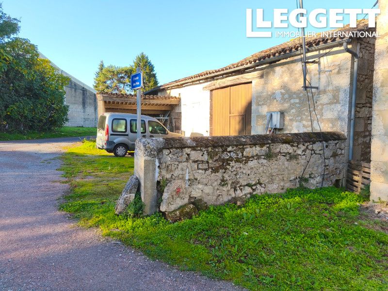 Property photo 2 of 6