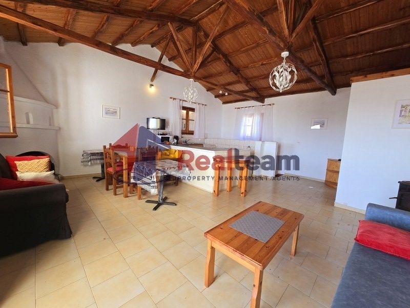 Property photo 2 of 35