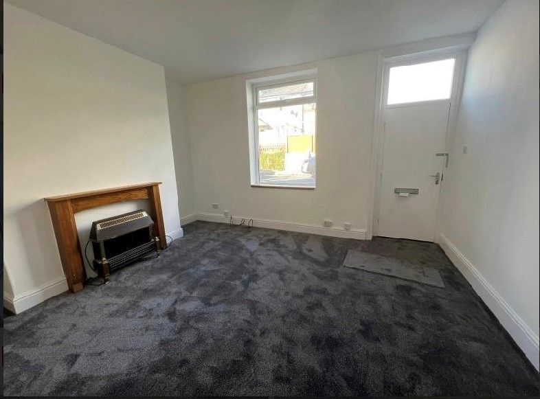Property photo 1 of 8 Image