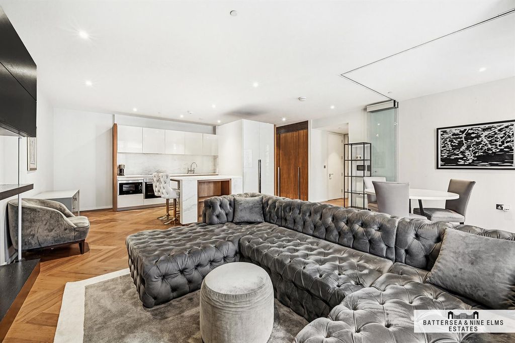 Property photo 1 of 30