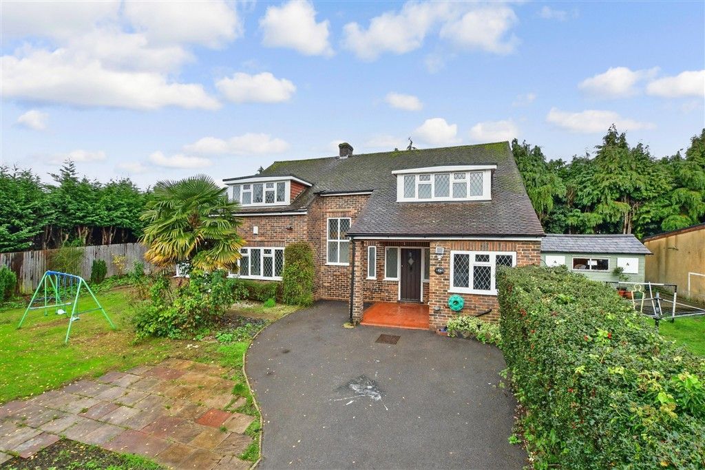 Property photo 1 of 20 External (Brochure)