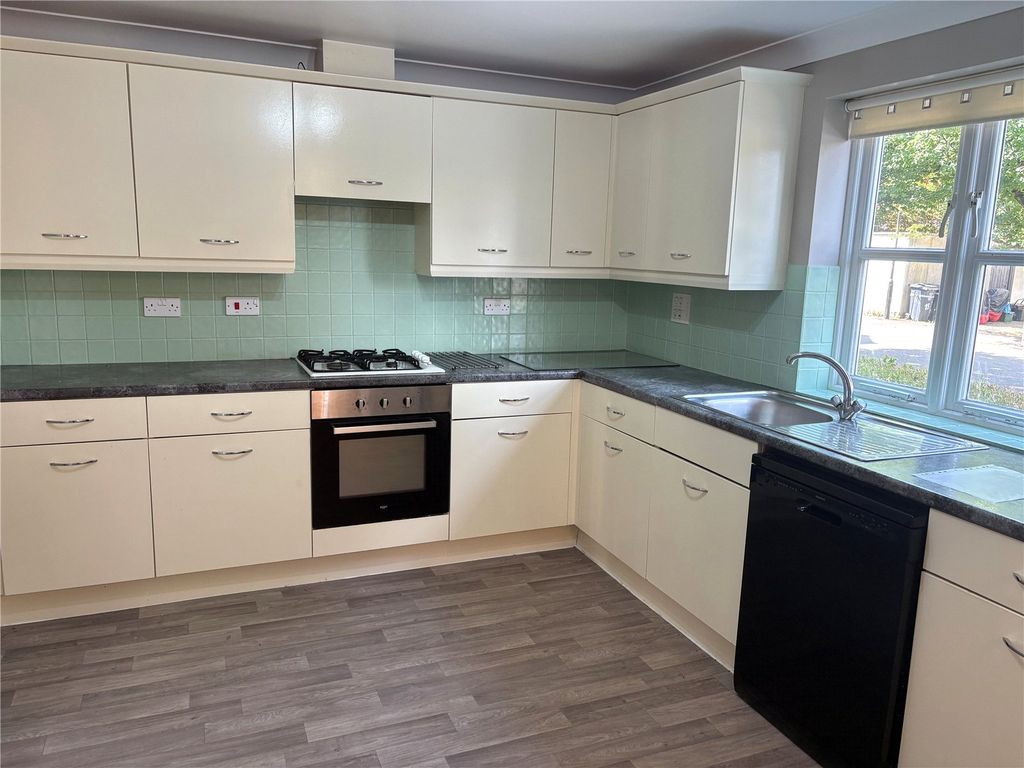 Property photo 3 of 18 Picture No. 04