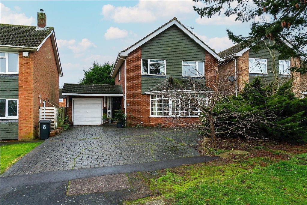 Property photo 1 of 18
