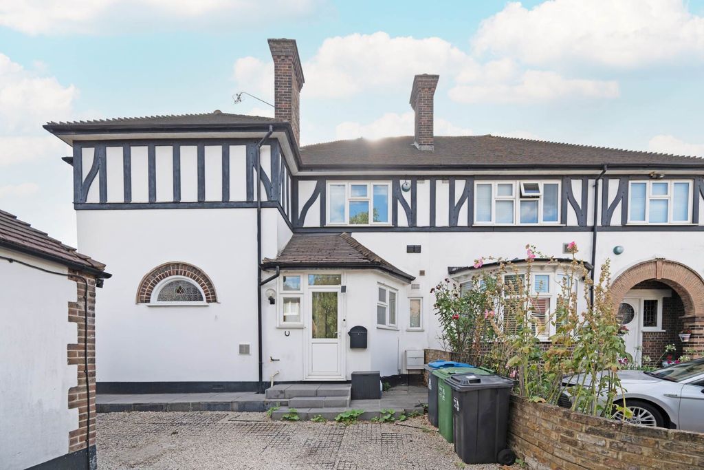 Property photo 1 of 22