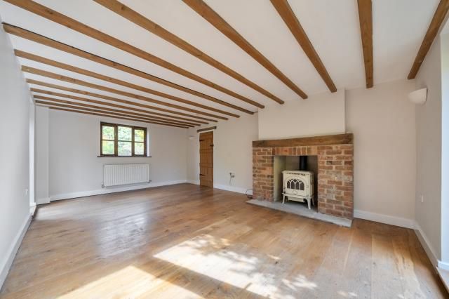 Property photo 3 of 26 Internal