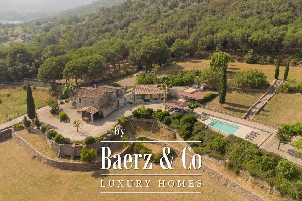 Property photo 3 of 32