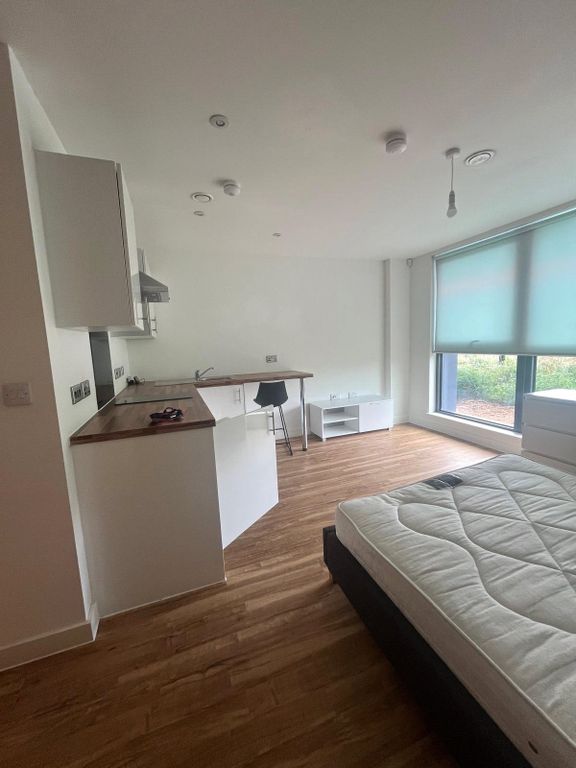 Property photo 1 of 7 Picture No. 10