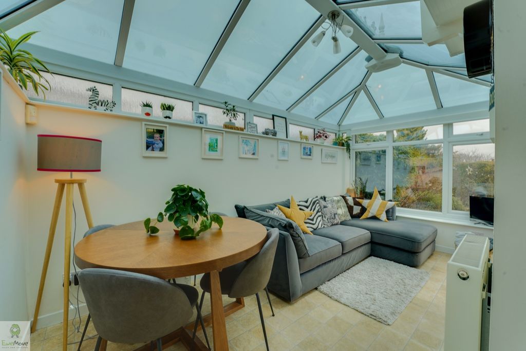 Property photo 3 of 12 Dsc00266-Dsc00270