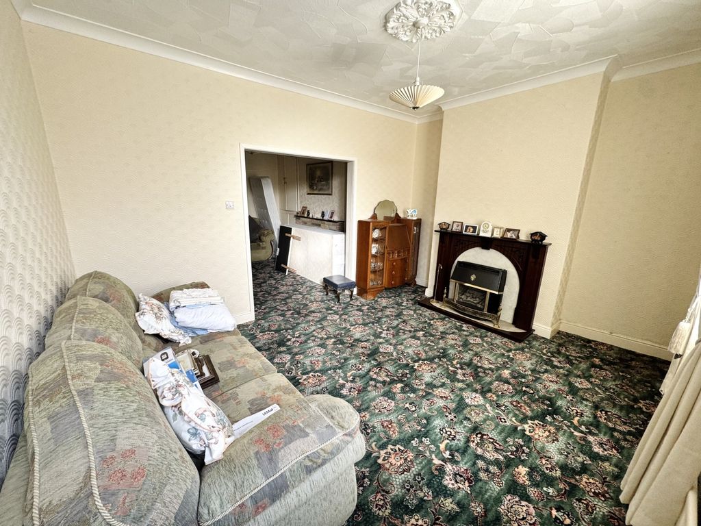 Property photo 3 of 11 Img_0585