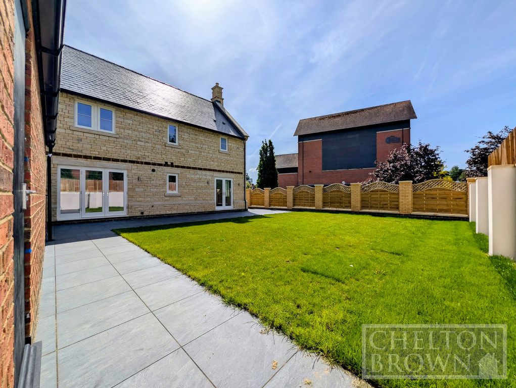 Property photo 3 of 51 Rear Garden