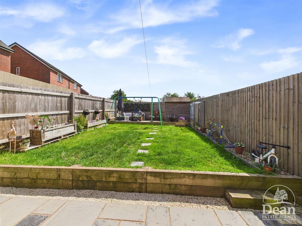 Property photo 2 of 15