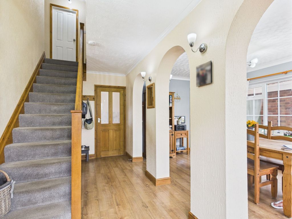 Property photo 3 of 26 Entrance