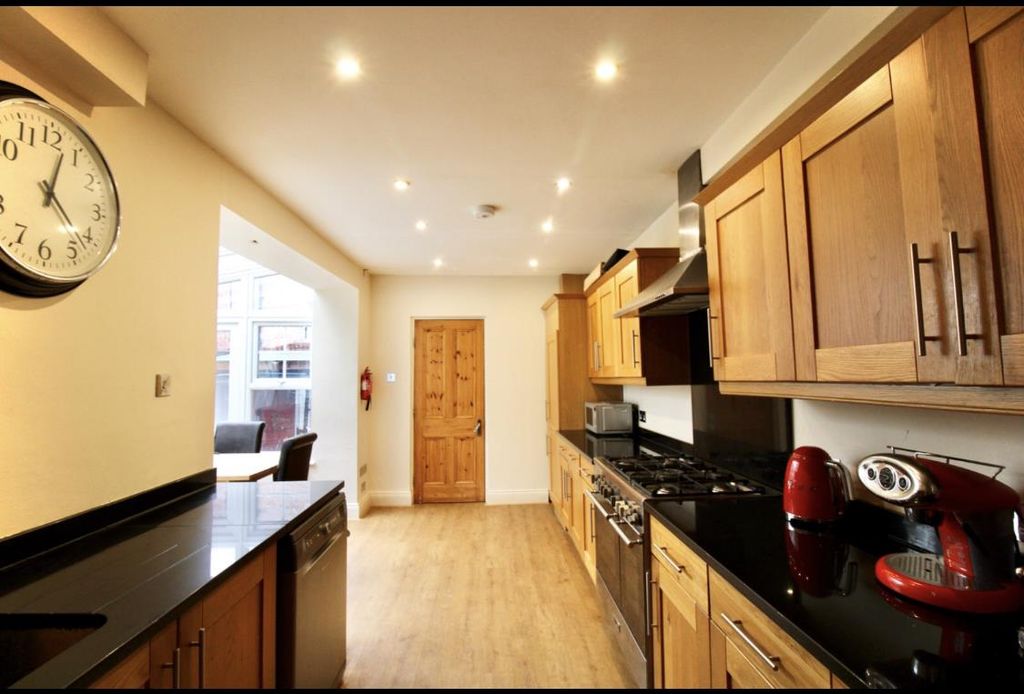 Property photo 3 of 10 Img_0736.Jpeg