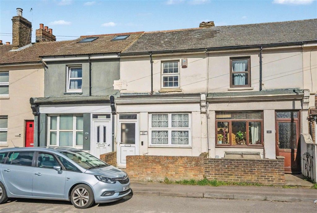 Property photo 1 of 5