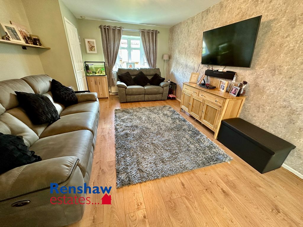 Property photo 1 of 15 L (1)
