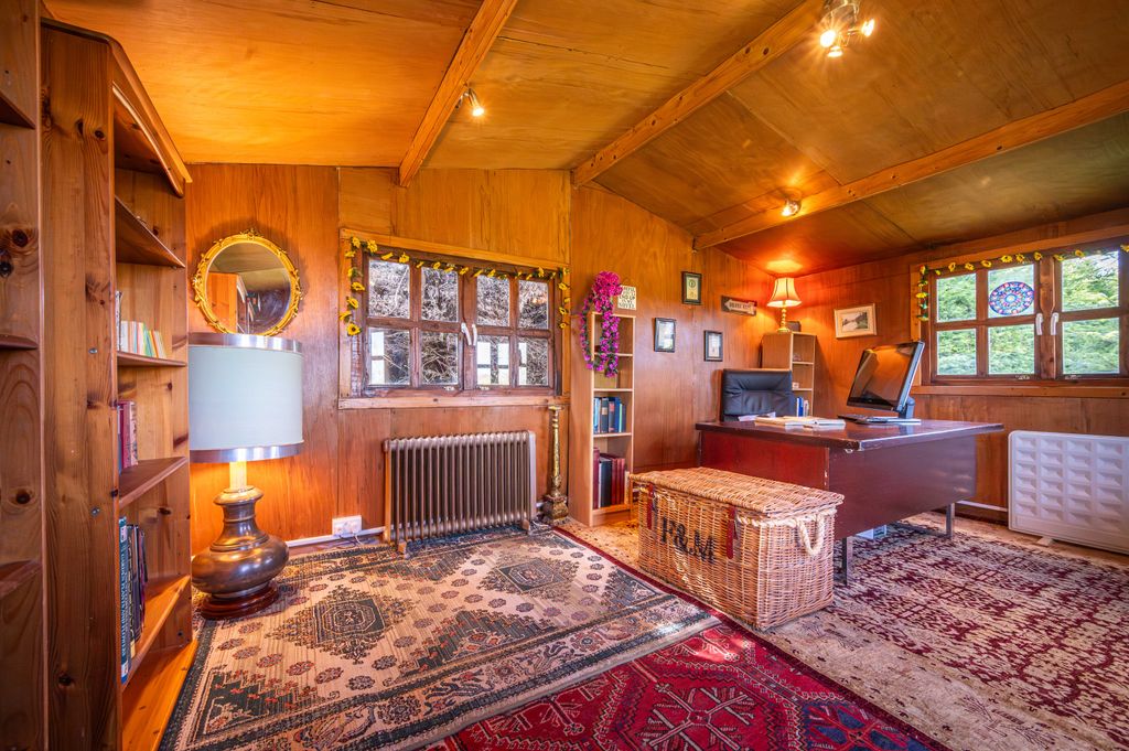 Additional image 15 of 2 bed cottage for saleBishopsland Lane, Dunsden RG4