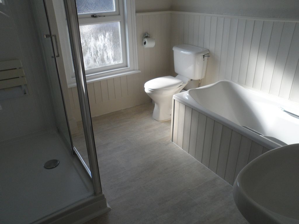 Property photo 3 of 3