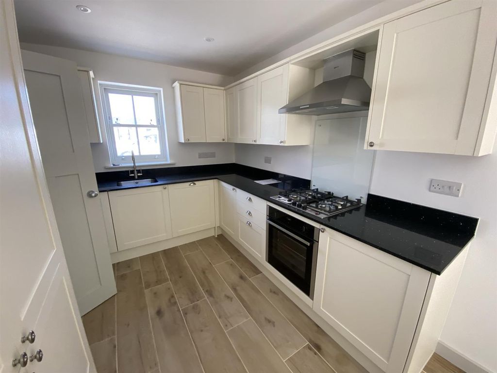 Property photo 3 of 10 Img_1961.Jpeg