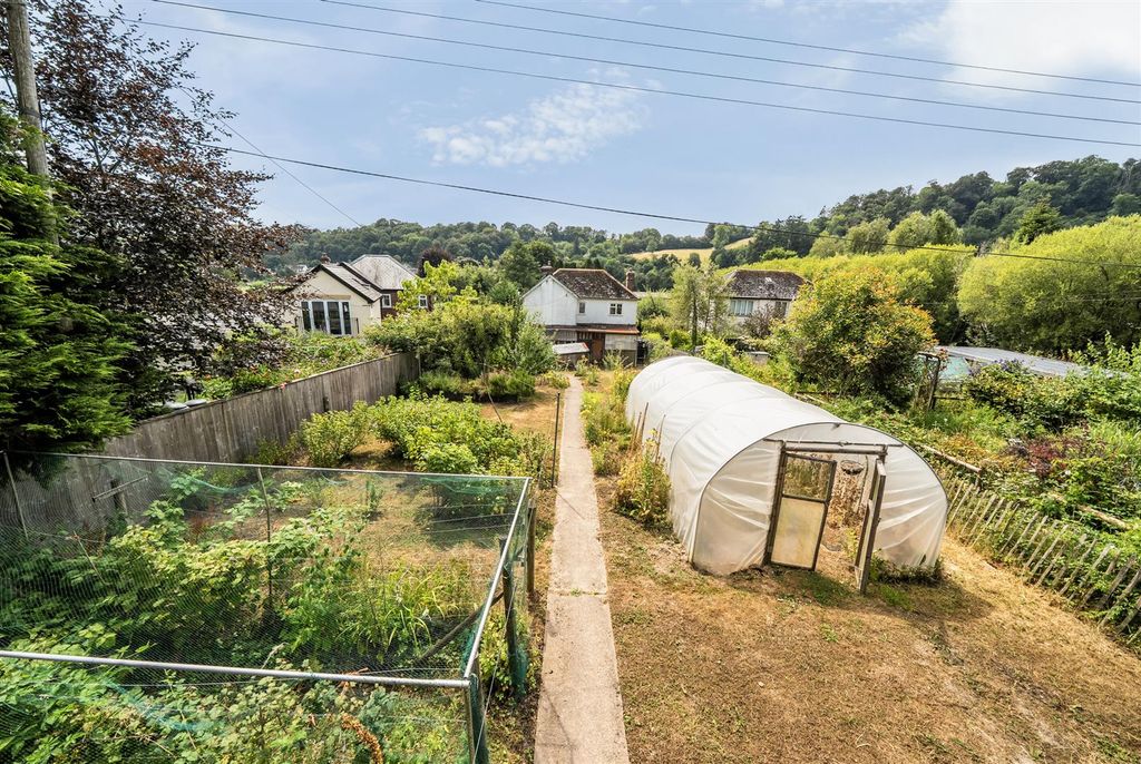 Property photo 2 of 18 2