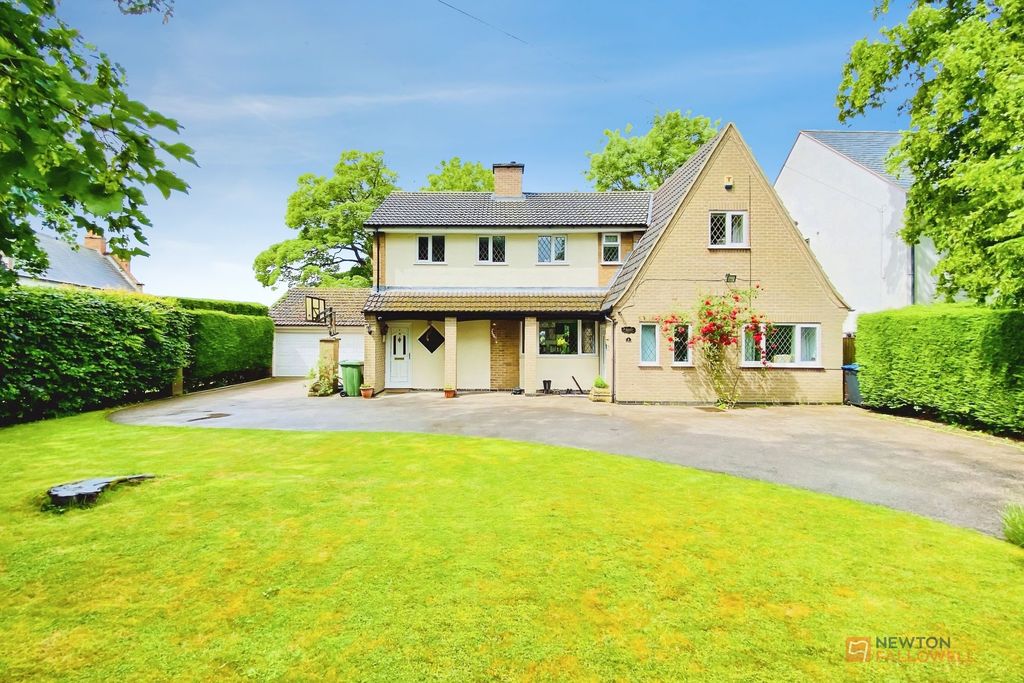 Property photo 1 of 36