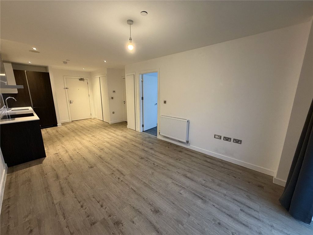 Property photo 3 of 7 Living Room