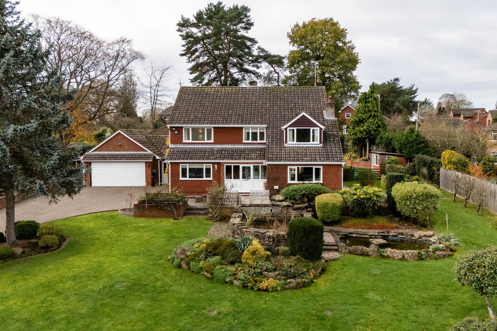 Property photo 1 of 31