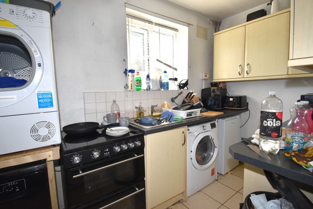 Property photo 2 of 5