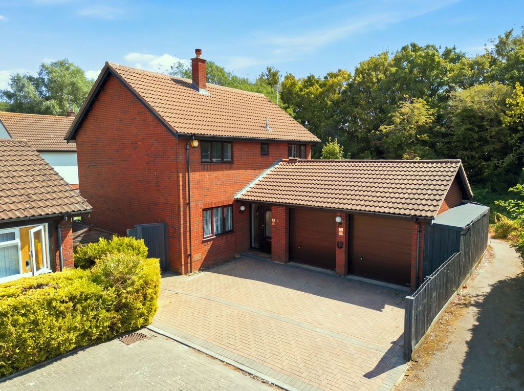 Property photo 1 of 30