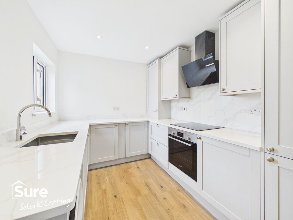 Property photo 1 of 14 3126301